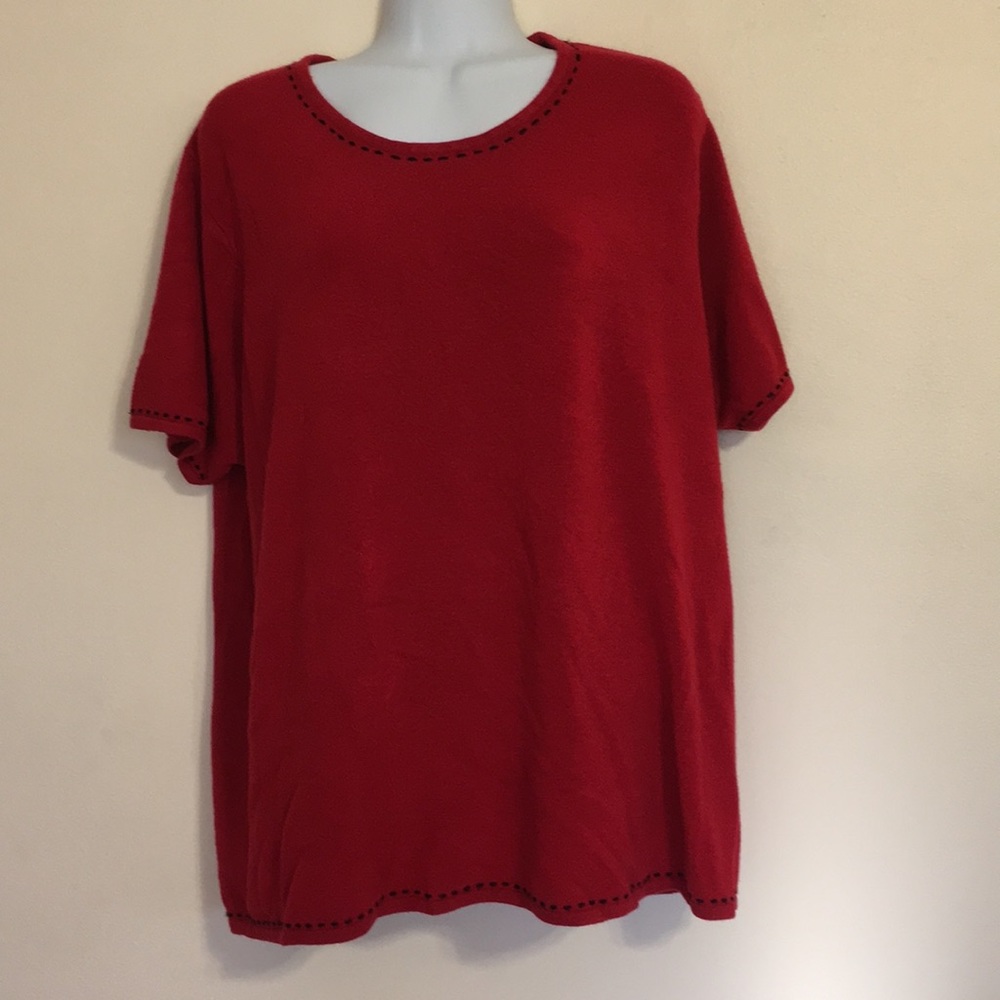 Short sleeved sweater